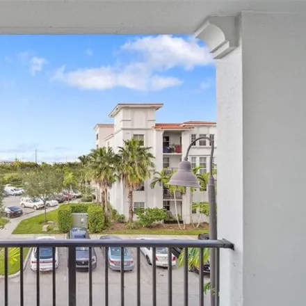 Image 9 - 581 Southwest 102nd Terrace, Pembroke Pines, FL 33025, USA - Apartment for rent