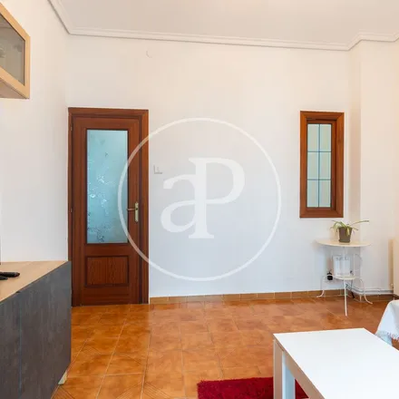 Rent this 2 bed apartment on Carrer del Pintor Salvador Abril in 26, 46005 Valencia