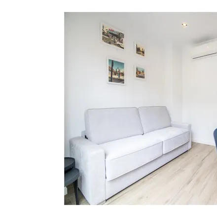 Rent this 1 bed apartment on Bar Jesús in Carrer de Santa Teresa, 46001 Valencia