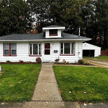 Buy this 3 bed house on 341 Frazier Avenue in Akron, OH 44305