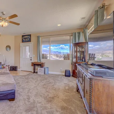 Image 8 - 311 East 920 North, Hurricane, UT 84737, USA - House for sale