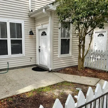 Image 2 - 5898 Dorothy Avenue, Bradley Park, Wilmington, NC 28403, USA - Townhouse for rent