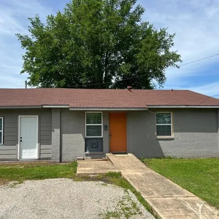 Buy this 2 bed house on 262 Northeast Georgia Drive in Hoxie, Lawrence County
