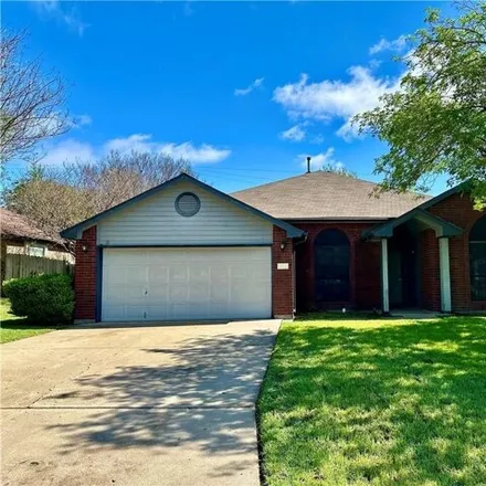 Rent this 3 bed house on 685 Red Cloud Drive in Harker Heights, Bell County