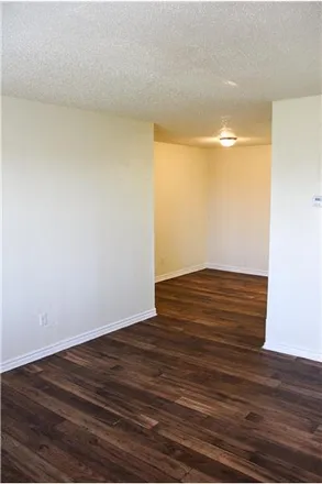 Image 5 - 571 South Booth Street, Mart, McLennan County, TX 76664, USA - Apartment for rent