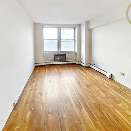 Image 2 - 2555 East 12th Street, New York, NY 11235, USA - Condo for sale