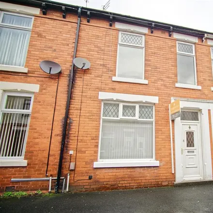 Rent this 3 bed townhouse on Colenso Road in Preston, PR2 2LL