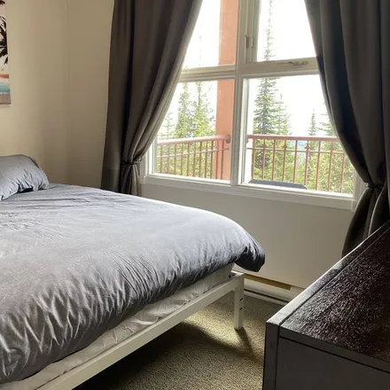 Rent this 2 bed condo on Vernon in BC V1B 3Y8, Canada