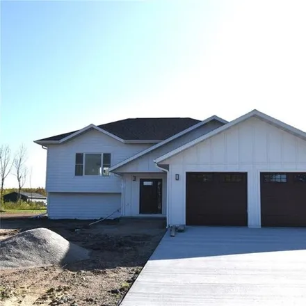 Image 2 - 598 Washington Street Southeast, Warroad, Roseau County, MN 56763, USA - House for sale