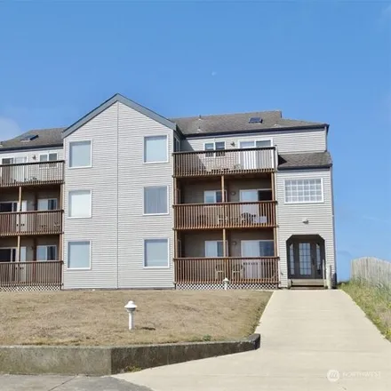 Image 5 - New York Building, 1401 Ocean Shores Boulevard Southwest, Ocean Shores, Grays Harbor County, WA 98569, USA - Apartment for sale