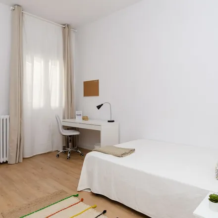 Rent this 1 bed apartment on Calle de Escosura in 15, 28015 Madrid