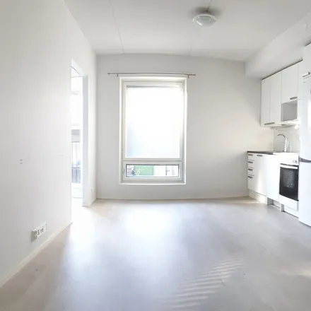 Rent this 2 bed apartment on Polttolinja 11 in 40520 Jyväskylä, Finland