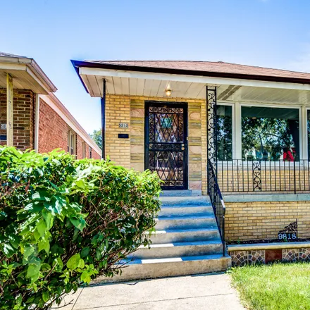 Buy this 3 bed house on 9804 South Lowe Avenue in Chicago, IL 60620