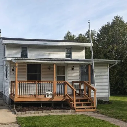 Image 1 - 3912 State St, Bridgeport, Michigan, 48722 - House for sale