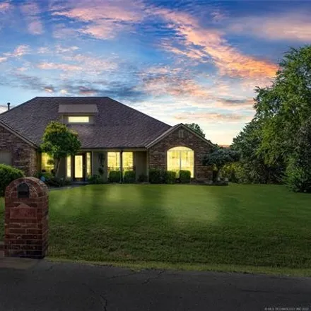 Buy this 4 bed house on 8308 Overlook Trail in Verdigris, Rogers County