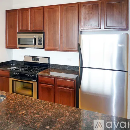 Rent this 2 bed apartment on 4015 N Milwaukee Ave