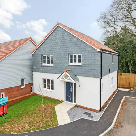 Buy this 4 bed house on Belle Vue Rise in Cullompton, Devon