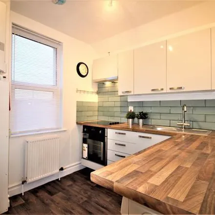 Rent this 2 bed apartment on Road in Swindon, SN1 2DY