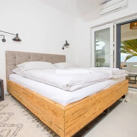 Rent this 2 bed house on 23234 Općina Vir