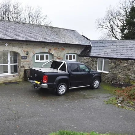 Rent this 3 bed duplex on unnamed road in Ceredigion, SA40 9TH