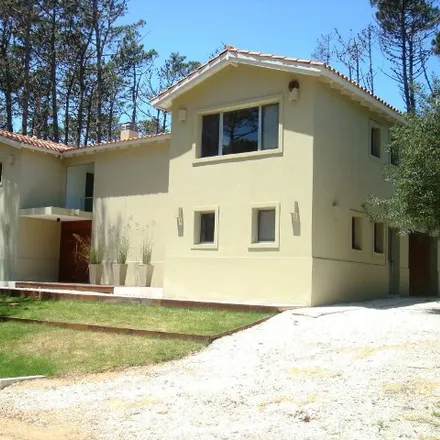 Rent this 4 bed house on unnamed road in 20000 Laguna Blanca, Uruguay