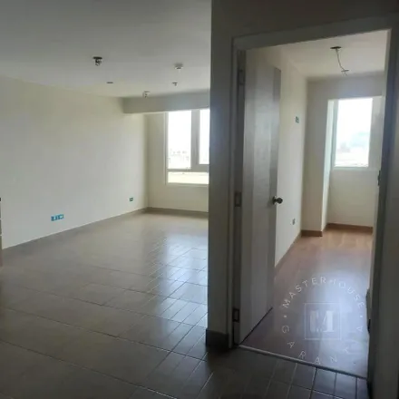 Buy this studio apartment on Avenida De los Ingenieros in Santiago de Surco, Lima Metropolitan Area 10853