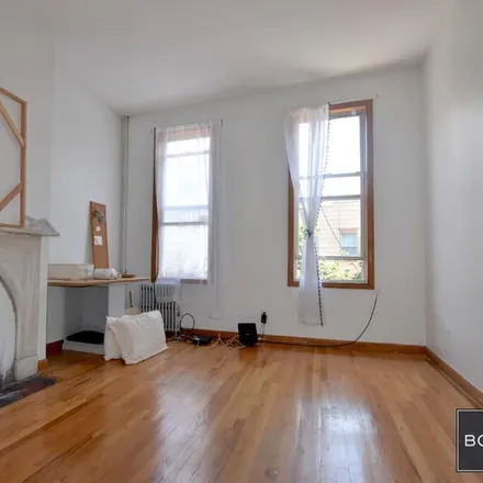 Rent this studio apartment on 214 North 6th Street in New York, NY 11211