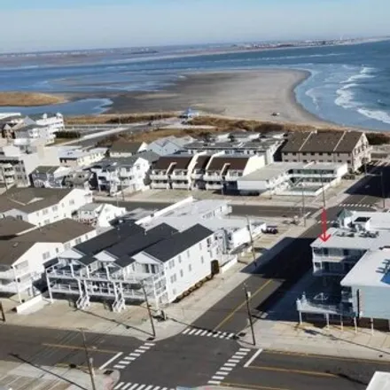 Buy this 1 bed condo on Harbor Light Family Resort in Ocean Avenue, North Wildwood