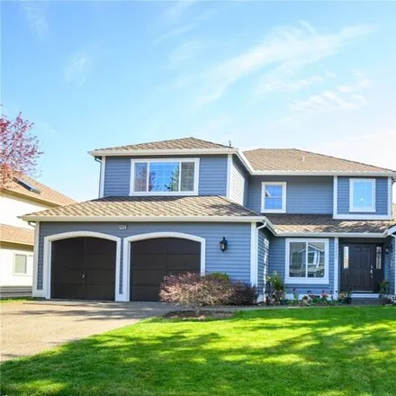 Buy this 3 bed house on 34432 10th Avenue Southwest in Federal Way, WA 98023