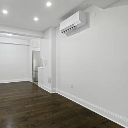 Image 5 - 160 East 89th Street, New York, NY 10128, USA - Condo for rent