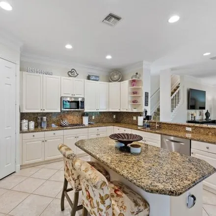 Image 8 - 741 Lyford Cay Drive, North Palm Beach, FL 33410, USA - House for sale