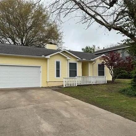 Rent this 3 bed house on 2502 West Megan Drive in Fayetteville, AR 72703