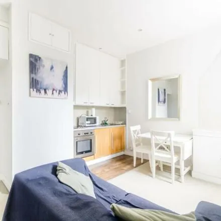 Rent this 1 bed apartment on unnamed road in London, SW4 9QP