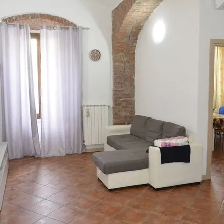Image 2 - Via Pippia, 26100 Cremona CR, Italy - Apartment for rent