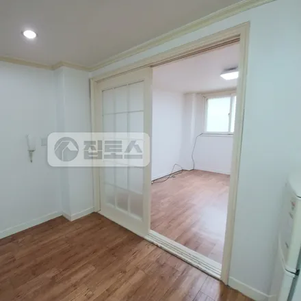Image 5 - 서울특별시 강남구 신사동 590-6 - Apartment for rent