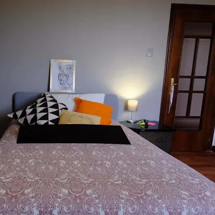 Rent this 6 bed room on Via Nizza 7e in 07100 Sassari SS, Italy