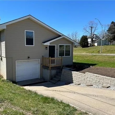 Buy this 3 bed house on 5591 Northeast 48th Street in Kansas City, MO 64119