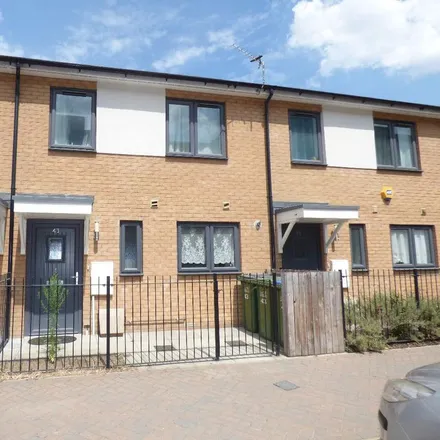 Rent this 3 bed townhouse on Fairthorn Road in London, SE7 7FX