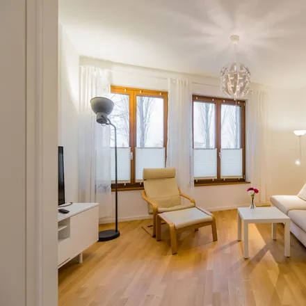 Rent this 2 bed apartment on Cantianeck in Cantianstraße, 10437 Berlin