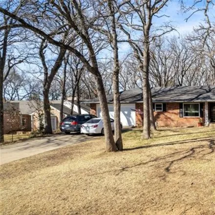 Buy this 3 bed house on 2319 Cloverleaf Place Southwest in Ardmore, OK 73401