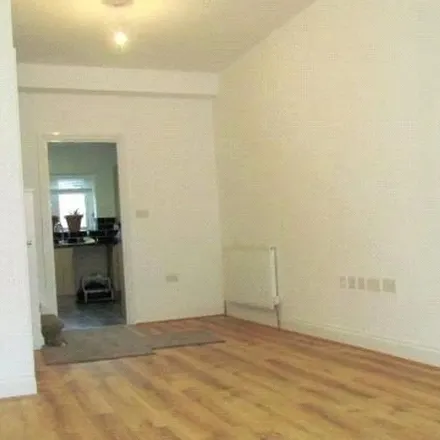 Image 7 - Arthur Road, London, RM6 4NL, United Kingdom - Apartment for rent