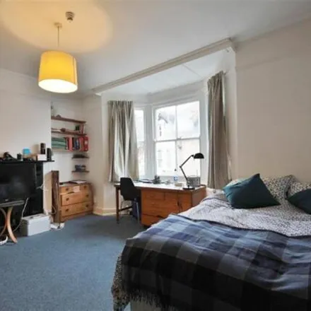 Image 4 - 11 Regent Street, Oxford, OX4 1HB, United Kingdom - Townhouse for rent