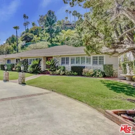 Rent this 4 bed house on 1537 Glenmont Drive in Glendale, CA 91207
