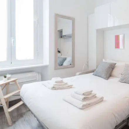 Rent this studio apartment on Via Atto Vannucci in 20135 Milan MI, Italy