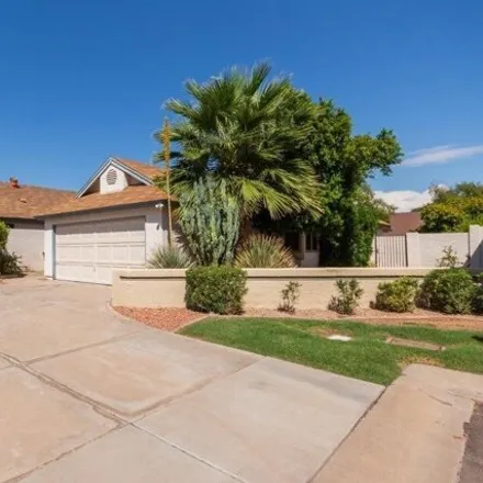 Buy this 2 bed house on 5214 West Jupiter Way North in Chandler, AZ 85226