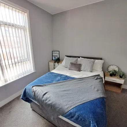 Rent this 1 bed room on Highfield Road/Kings Road in Highfield Road, City Centre