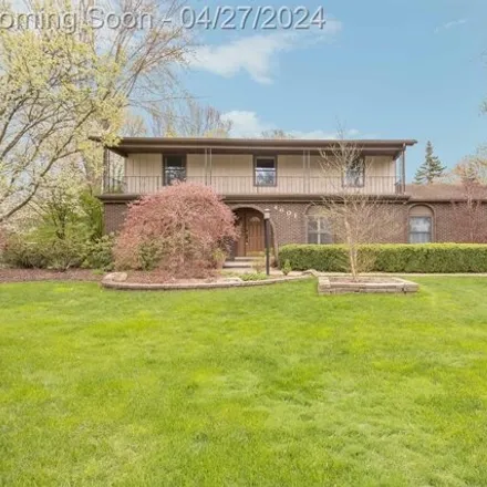 Buy this 4 bed house on 4643 Fairway Ridge in Orchard Lake Village, West Bloomfield Township