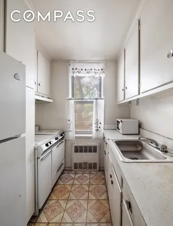 Image 2 - 345 Webster Ave Apt 1U, Brooklyn, New York, 11230 - Apartment for sale