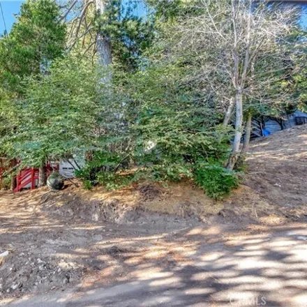 Image 4 - 22477 Pine Drive, Crestline, CA 92322, USA - House for sale