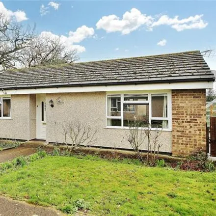 Buy this 2 bed house on Sutton Avenue in Knaphill, GU21 8TS